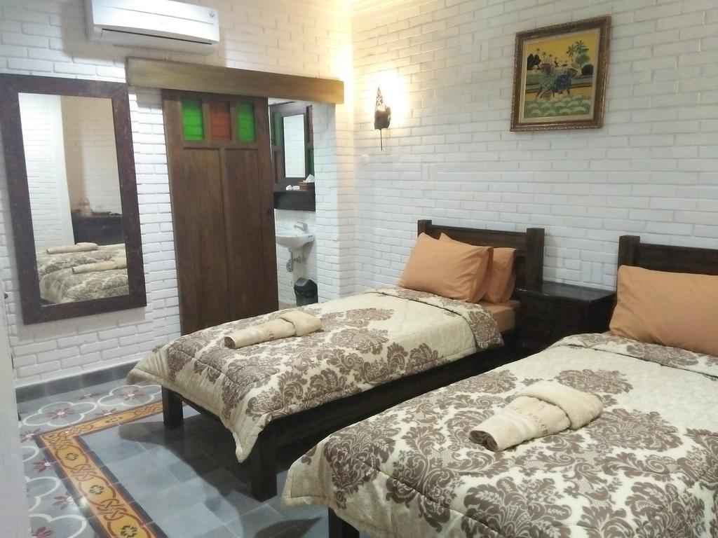 سليمان Satu Kayen Guest House المظهر الخارجي الصورة
