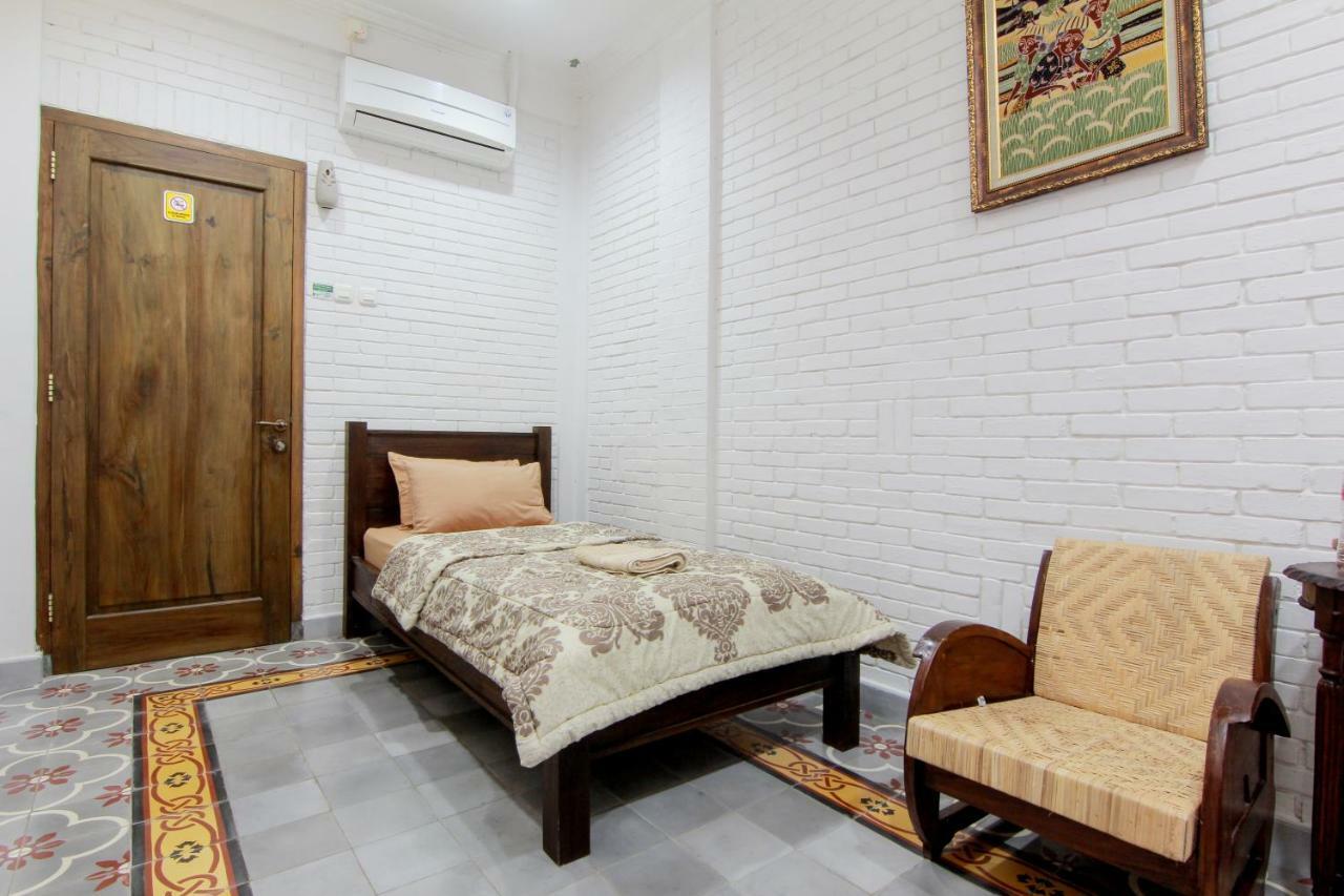 سليمان Satu Kayen Guest House المظهر الخارجي الصورة