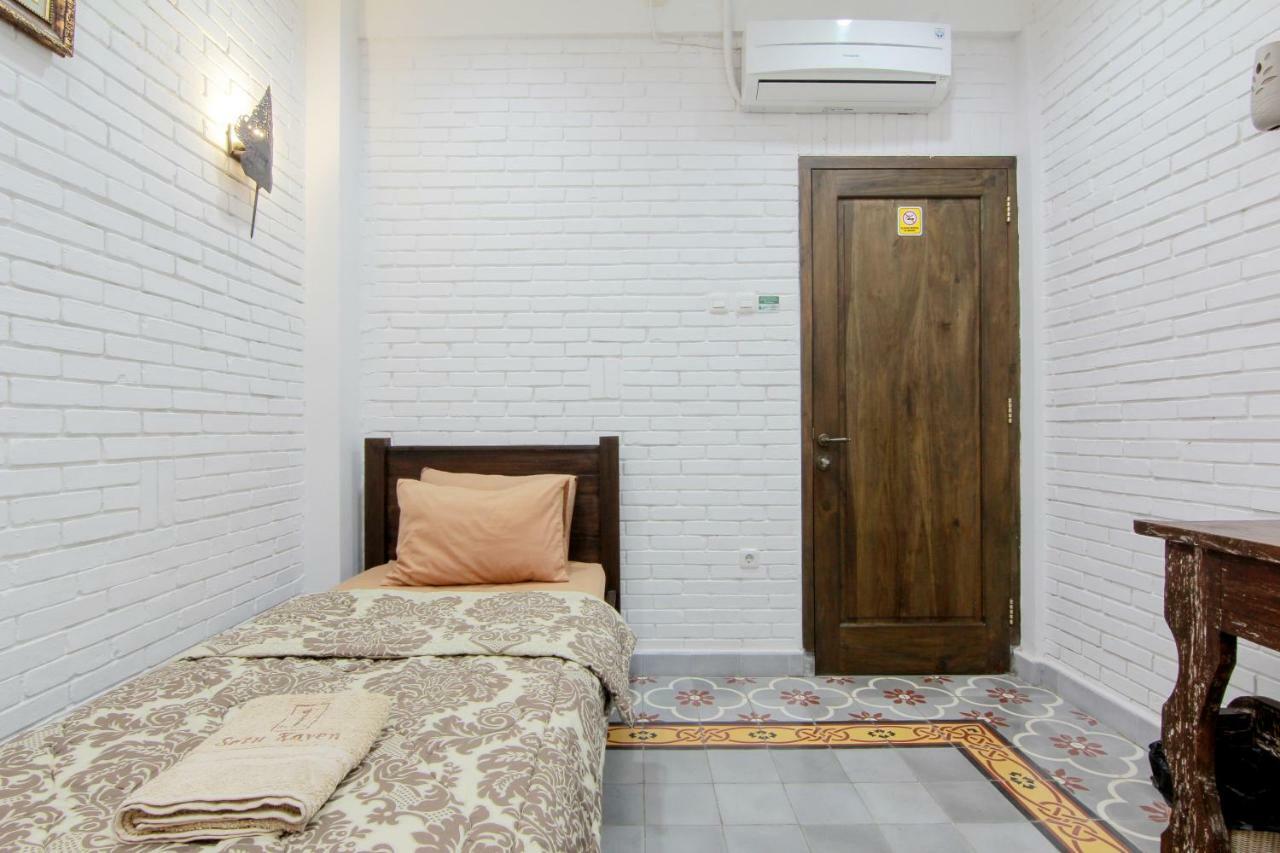 سليمان Satu Kayen Guest House المظهر الخارجي الصورة