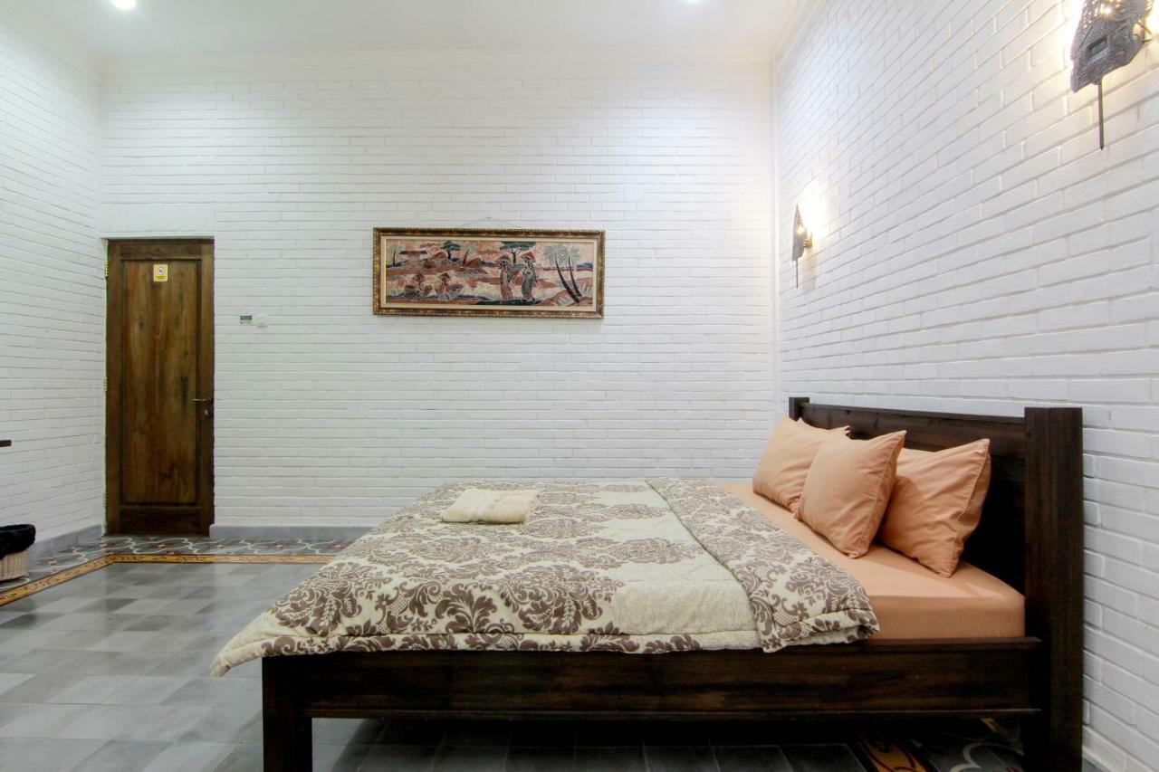 سليمان Satu Kayen Guest House المظهر الخارجي الصورة