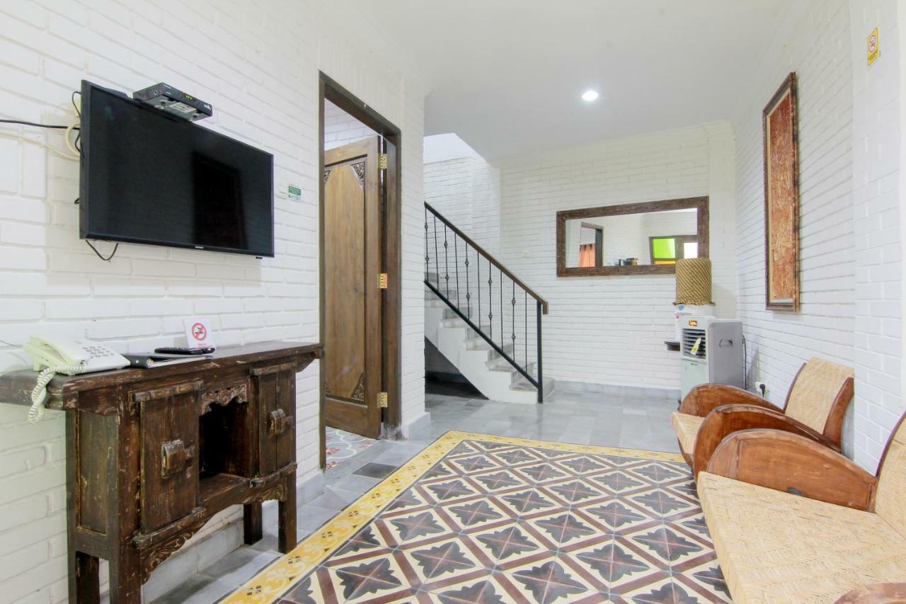 سليمان Satu Kayen Guest House المظهر الخارجي الصورة