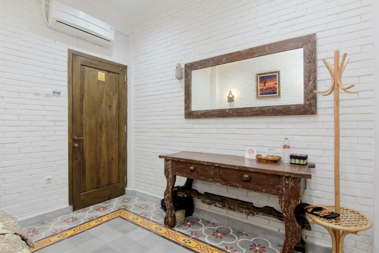 سليمان Satu Kayen Guest House المظهر الخارجي الصورة