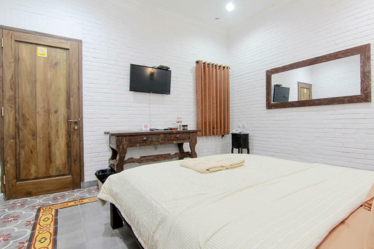 سليمان Satu Kayen Guest House المظهر الخارجي الصورة