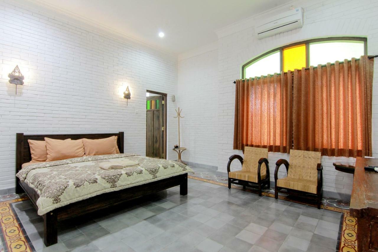 سليمان Satu Kayen Guest House المظهر الخارجي الصورة