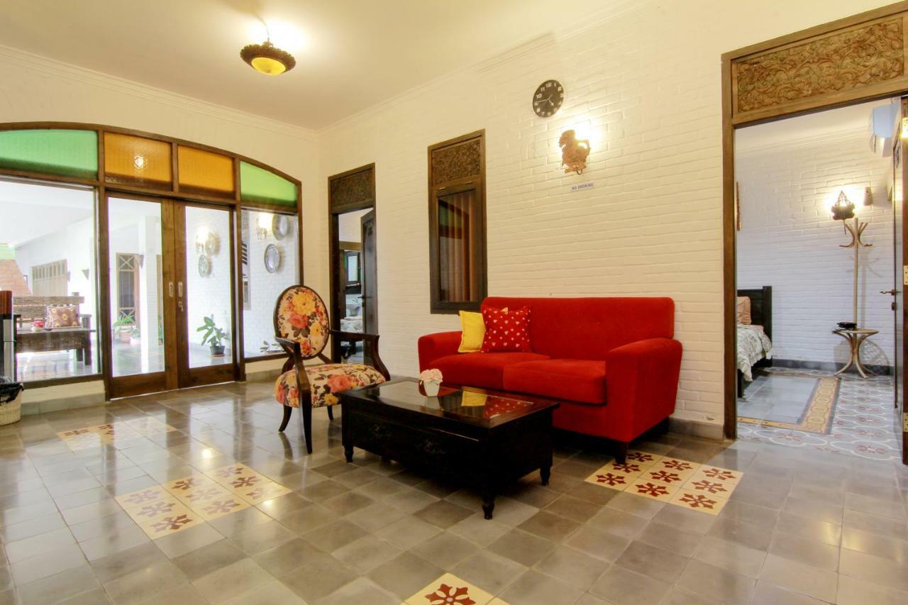 سليمان Satu Kayen Guest House المظهر الخارجي الصورة